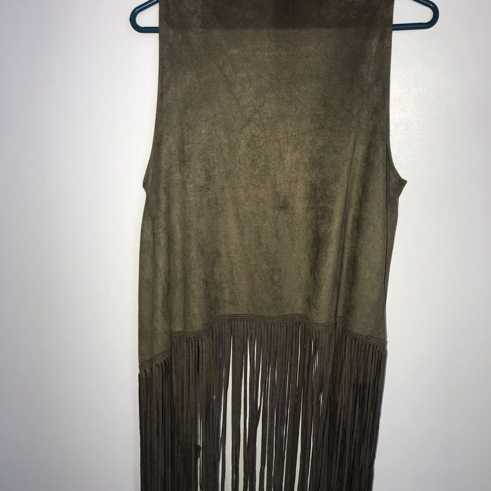 Fringed Vest - Picture 5 of 7